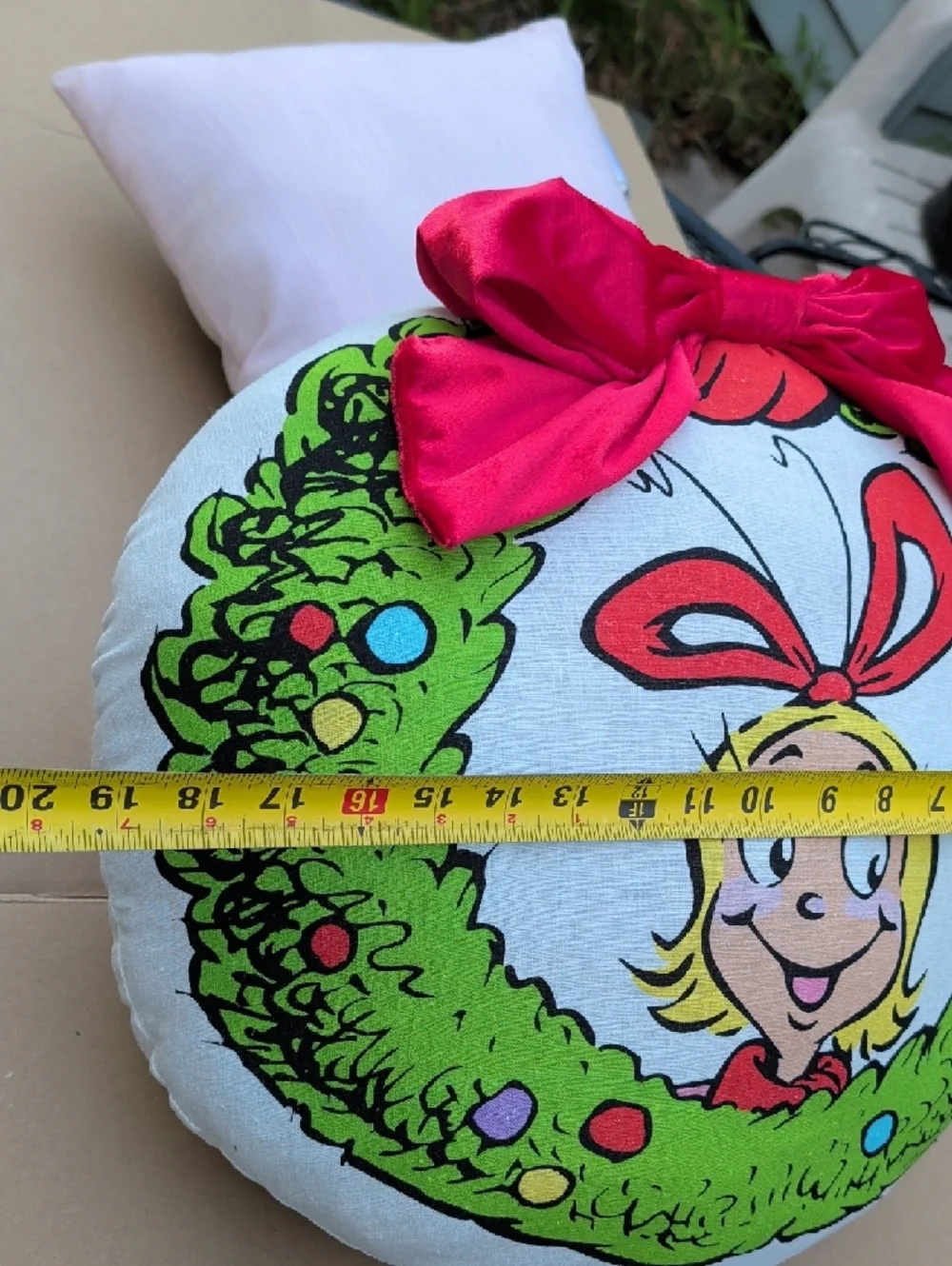 The Grinch Cindy Lou Who Holiday Wreath Cartoon Bow Accent Pillow Classic Unique